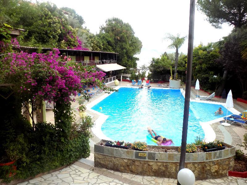 Lefkas Blue Hotel Nikiana Exteriör bild