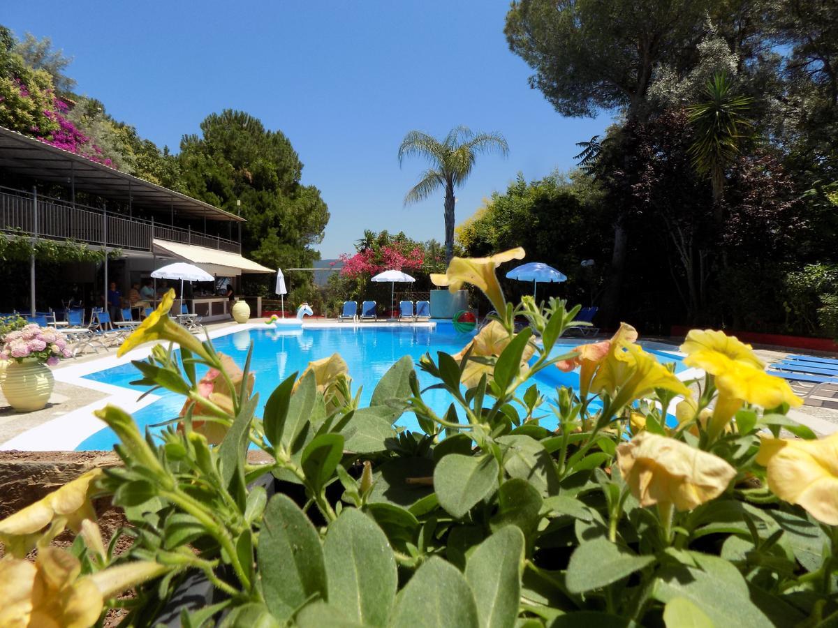 Lefkas Blue Hotel Nikiana Exteriör bild