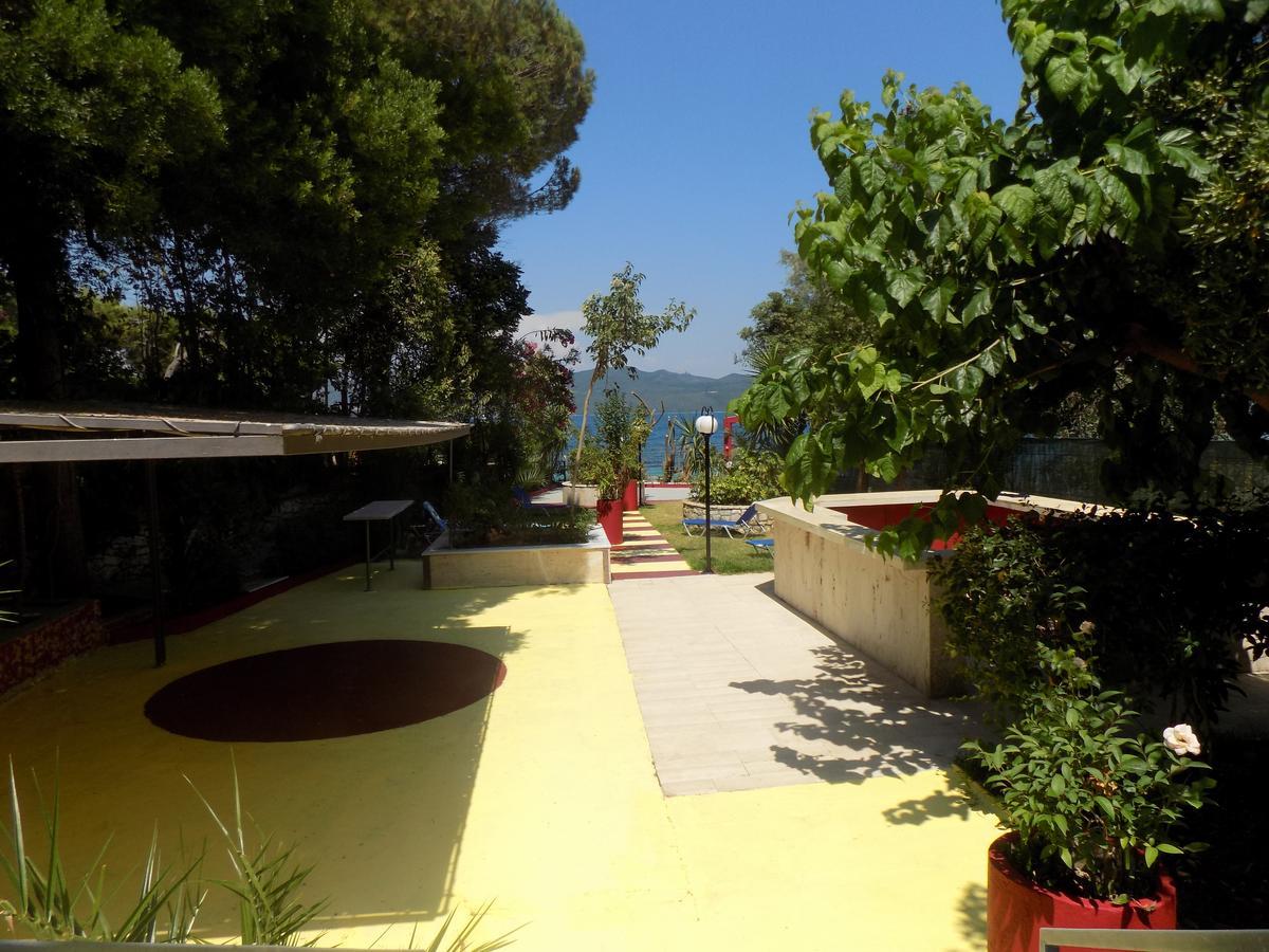 Lefkas Blue Hotel Nikiana Exteriör bild