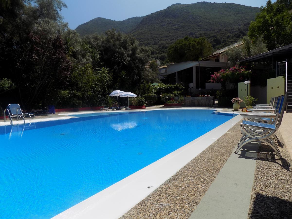 Lefkas Blue Hotel Nikiana Exteriör bild